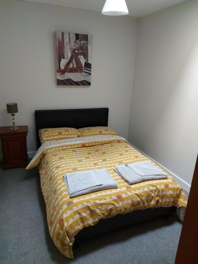 Plaza Suite 61 B Bangor  Eksteriør bilde