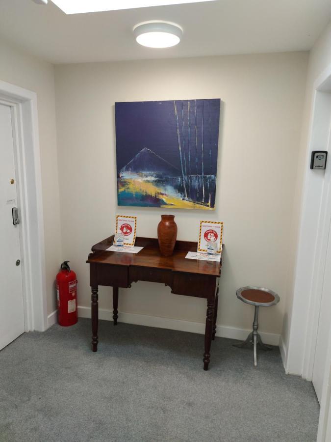 Plaza Suite 61 B Bangor  Eksteriør bilde